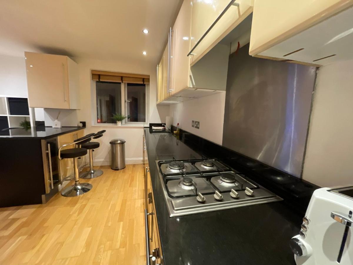 Beautiful & Luxurious Apartment In Richmond Richmond  Luaran gambar